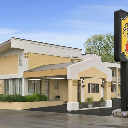 Super 8 by Wyndham Belleville St. Louis Area Extérieur photo