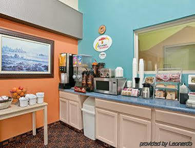 Super 8 by Wyndham Belleville St. Louis Area Extérieur photo